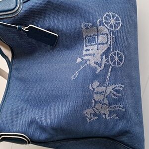 Coach shoulder purse Edie with Horse and Carriage in denim blue and white